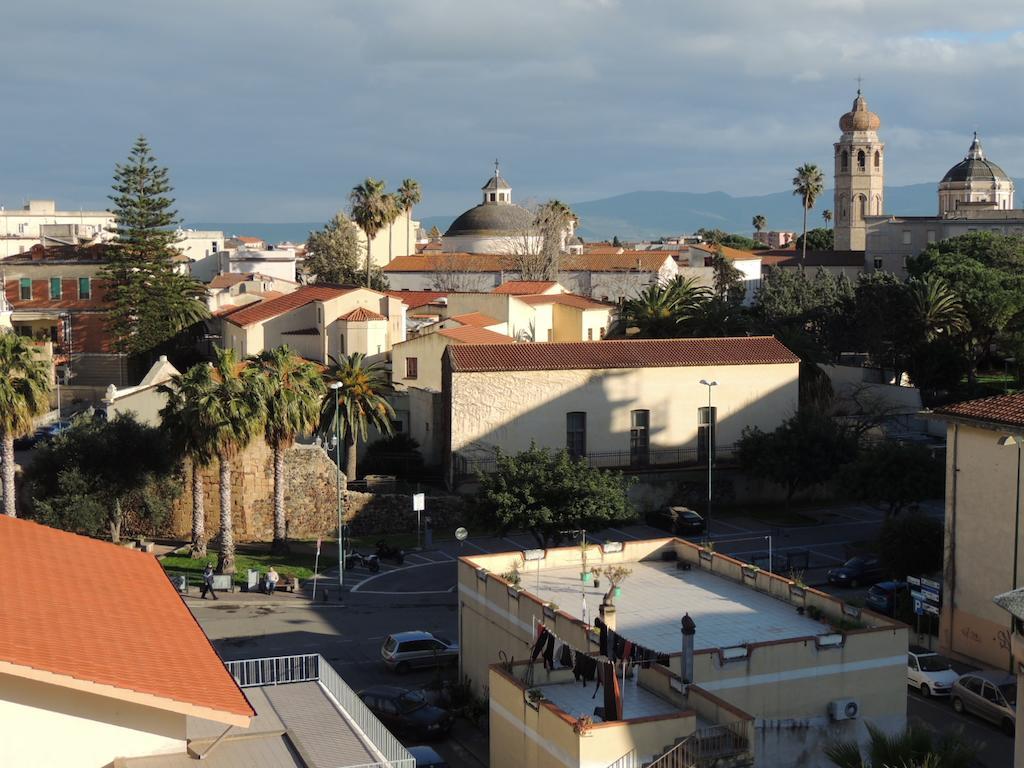 Camera Con Vista Oristano Bagian luar foto
